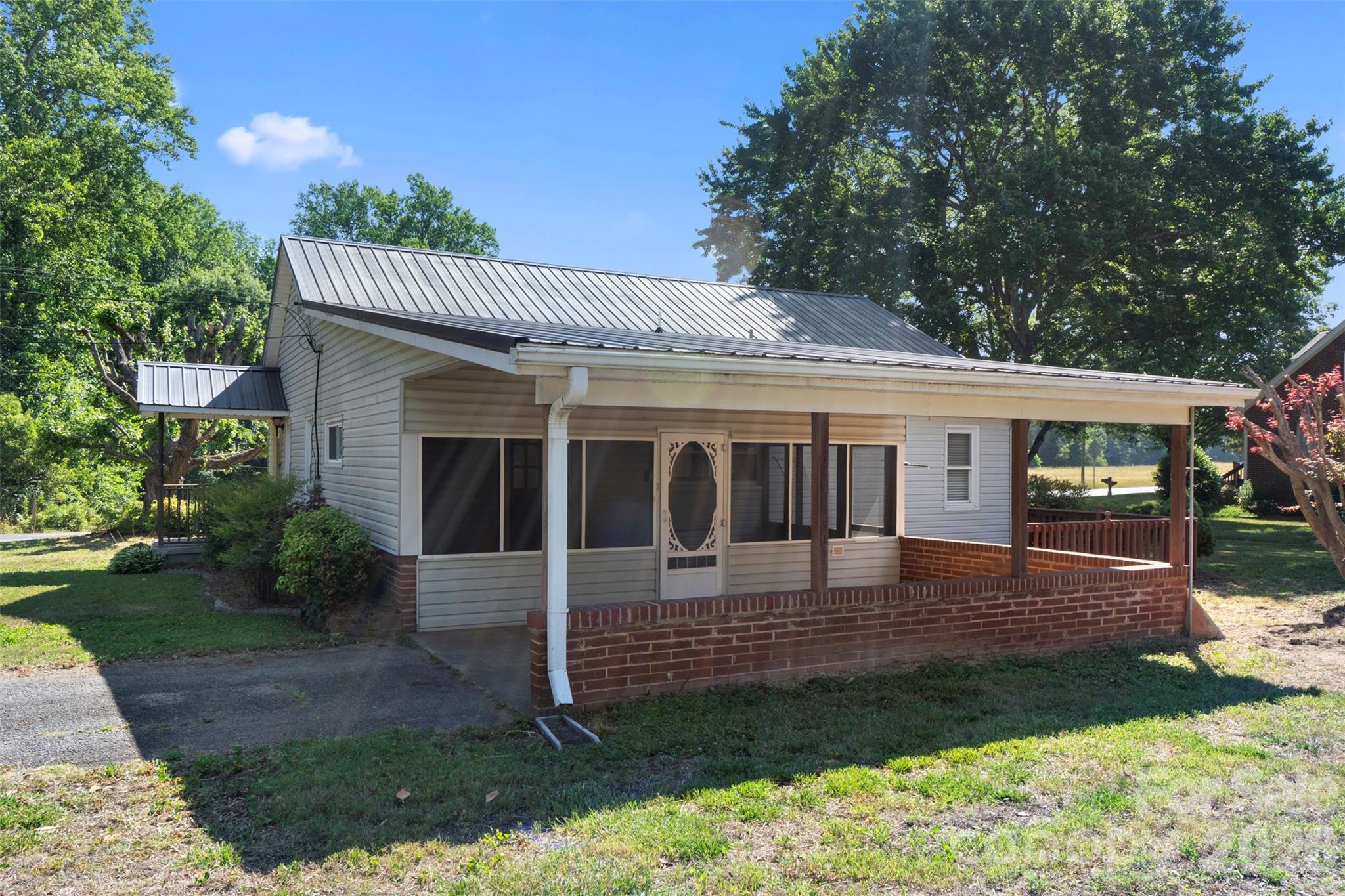 3425 Long Ferry Road