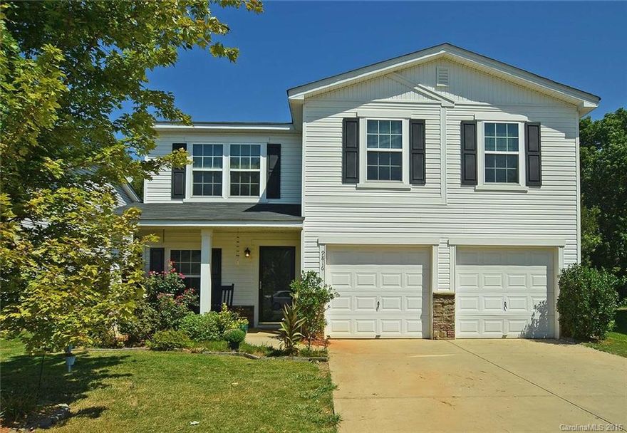 Great open floor plan! Rocking chair front porch. LR has laminate wood flooring extending thru main level.  GR w/gas fireplace, lighted ceiling fan - open to kitchen w/tons of cabinets/countertop space, island, stainless appliances, built-in microwave, pantry, recessed lighting, & adj dining area.  Master Suite has oversized walk-in closet. Loft/Bonus perfect for media/playroom/office.  Relax on the deck under the canopy & enjoy the private, fenced bk yard. Walk to Eastfield Village Shops.