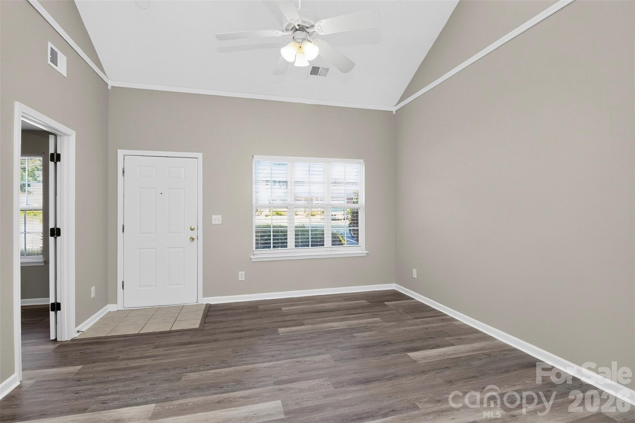 1712 Pergola Place