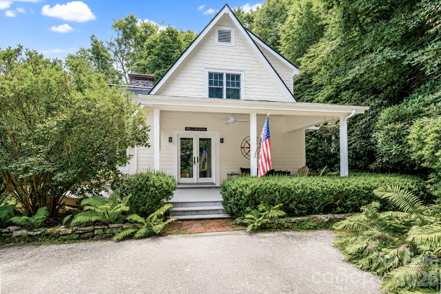 315 Green Hill Woods