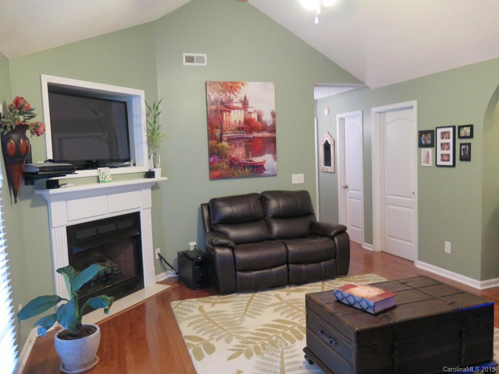 Avery Lake - Residential