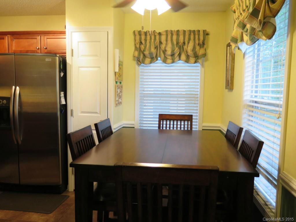 Avery Lake - Residential