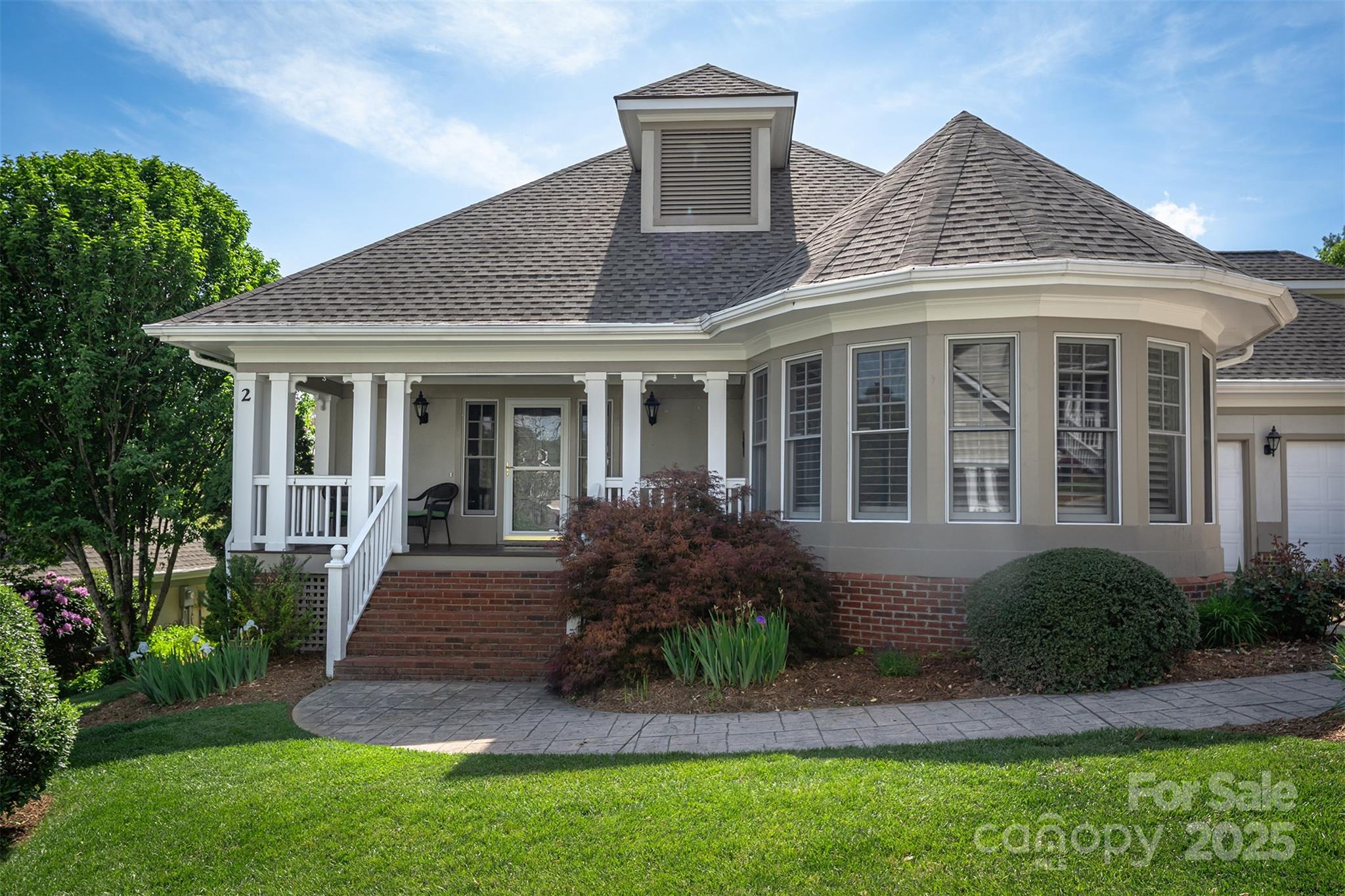 2 Creekside Way