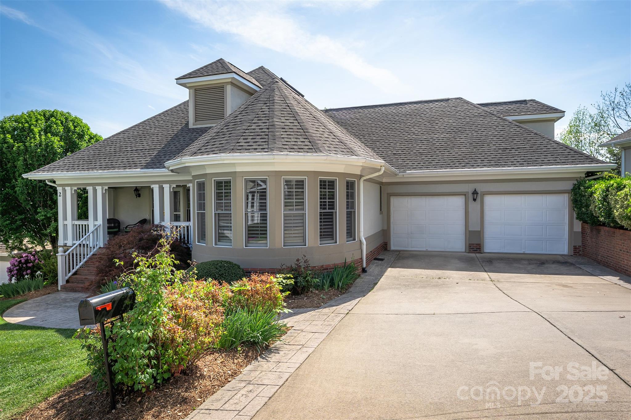 2 Creekside Way