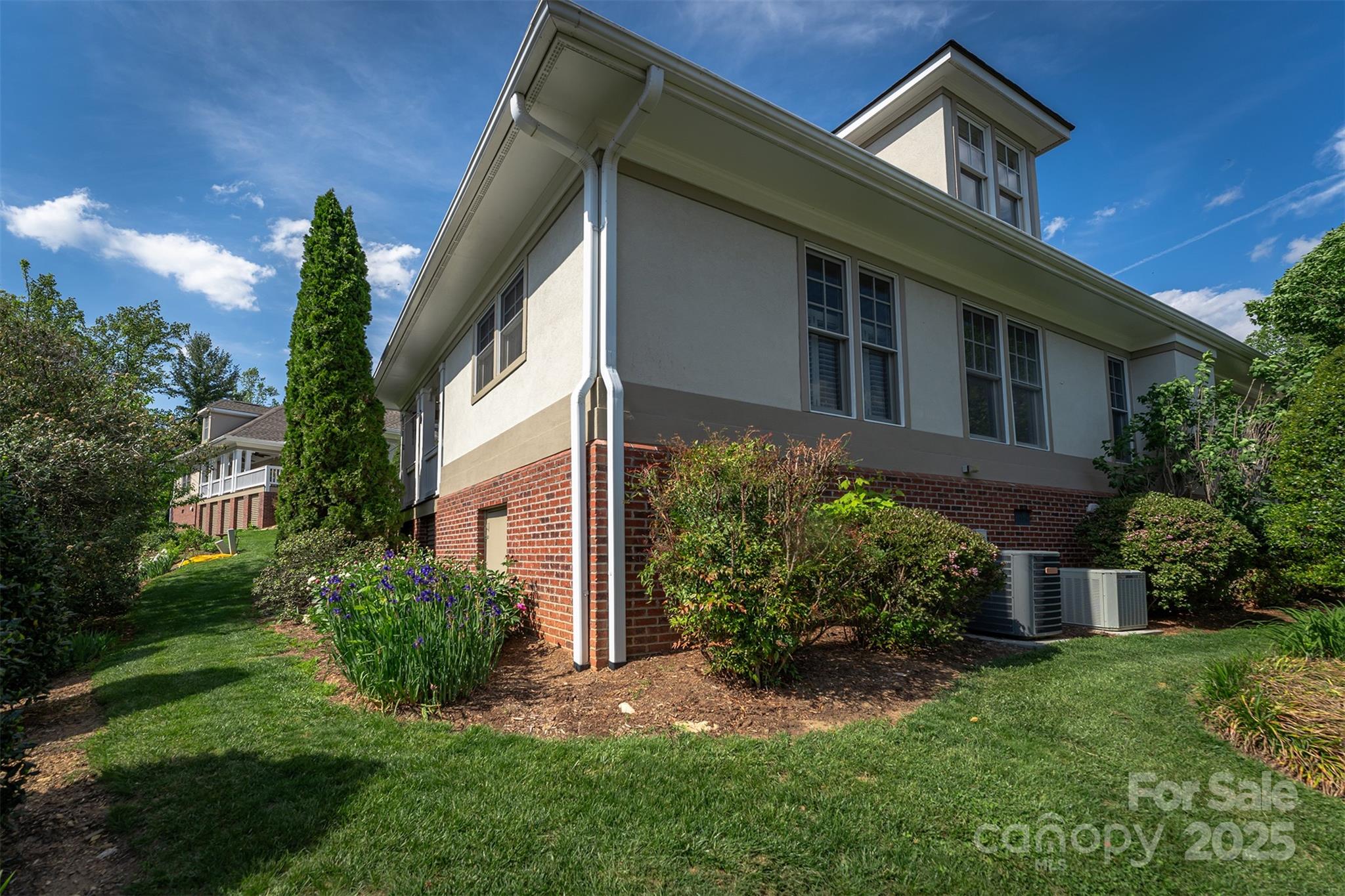 Creekside - Residential