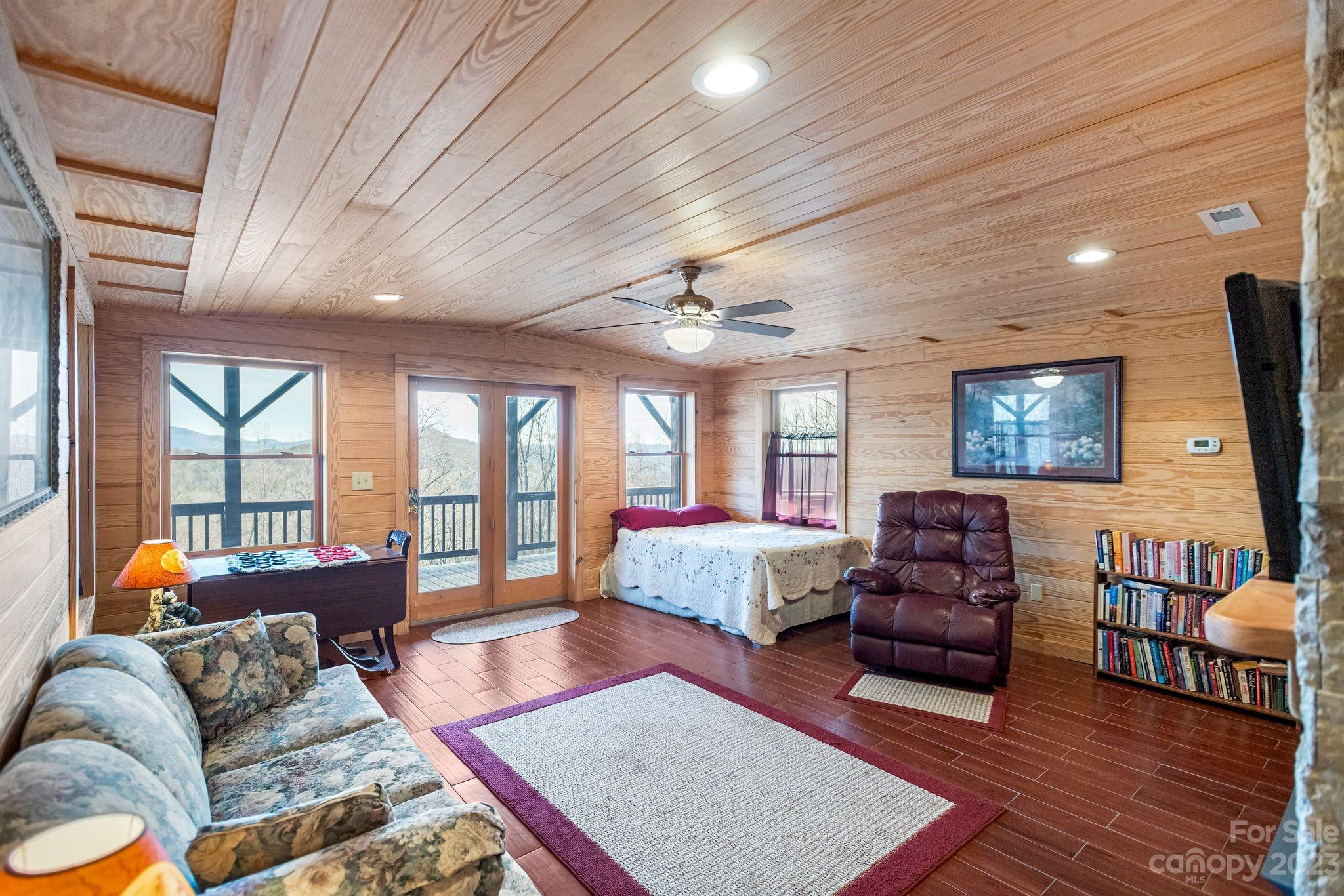 The Summit - Residential