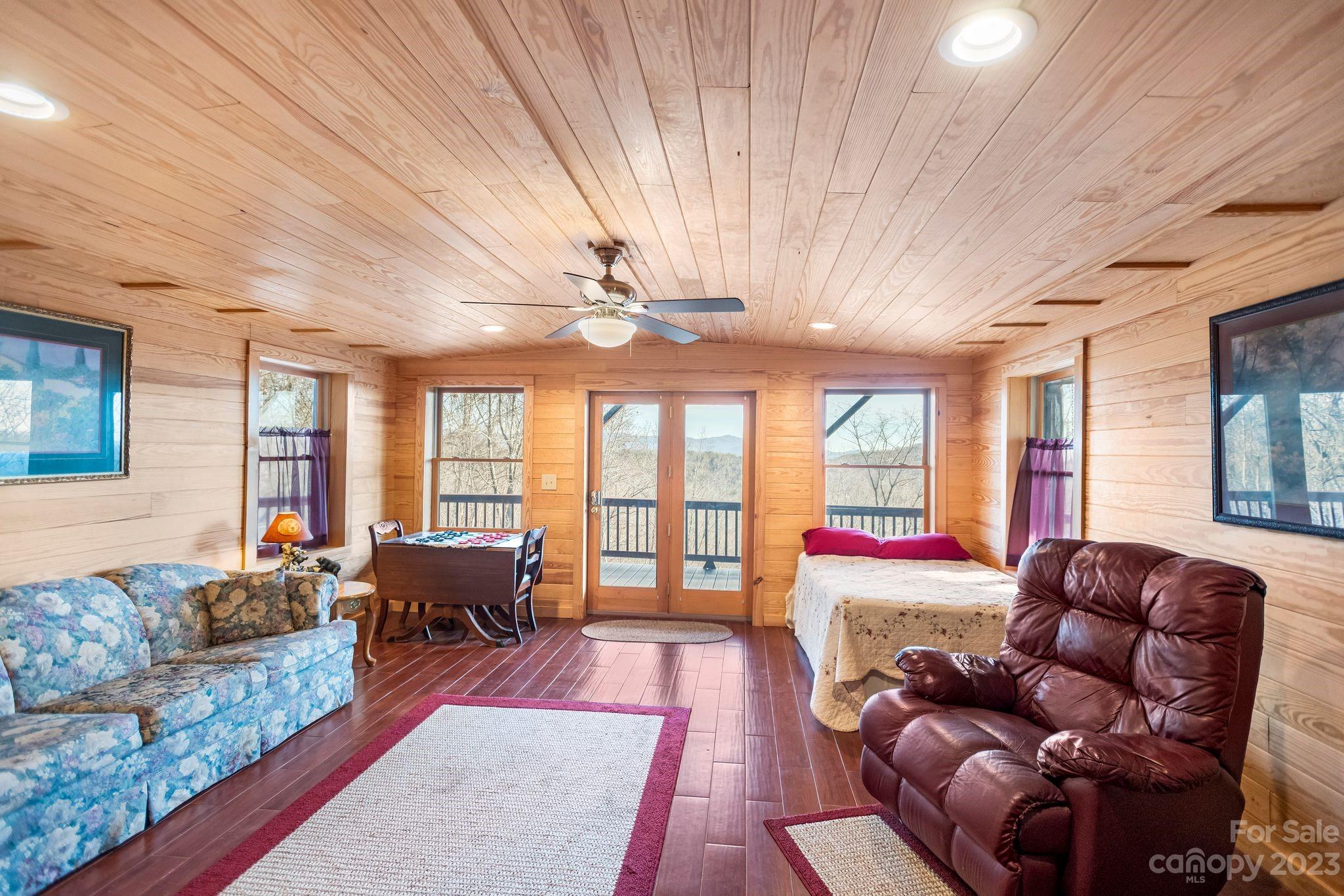 The Summit - Residential