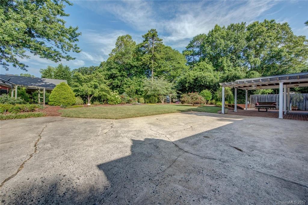 Sherwood Forest - Residential