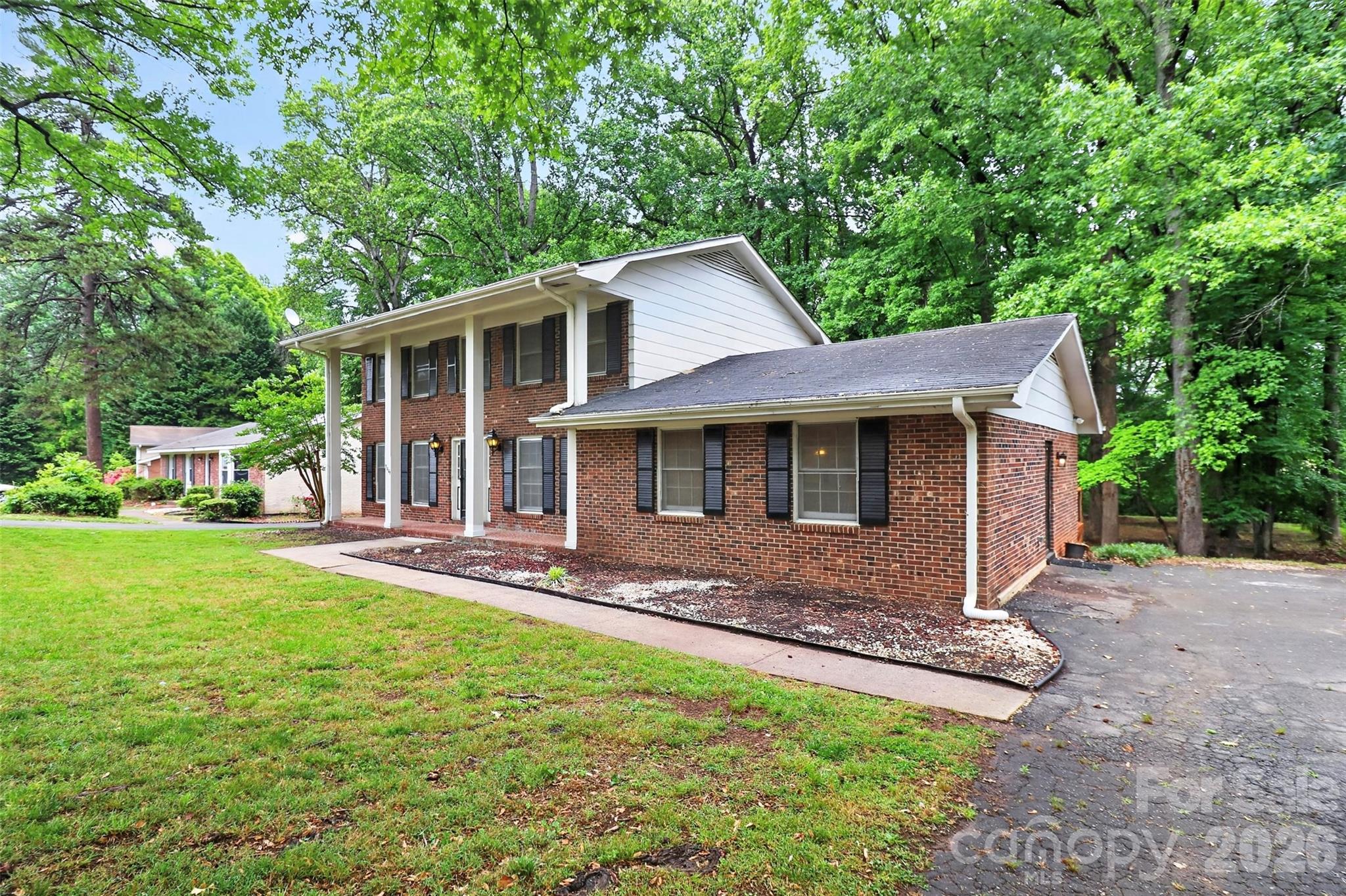 Forest Pawtuckett - Residential