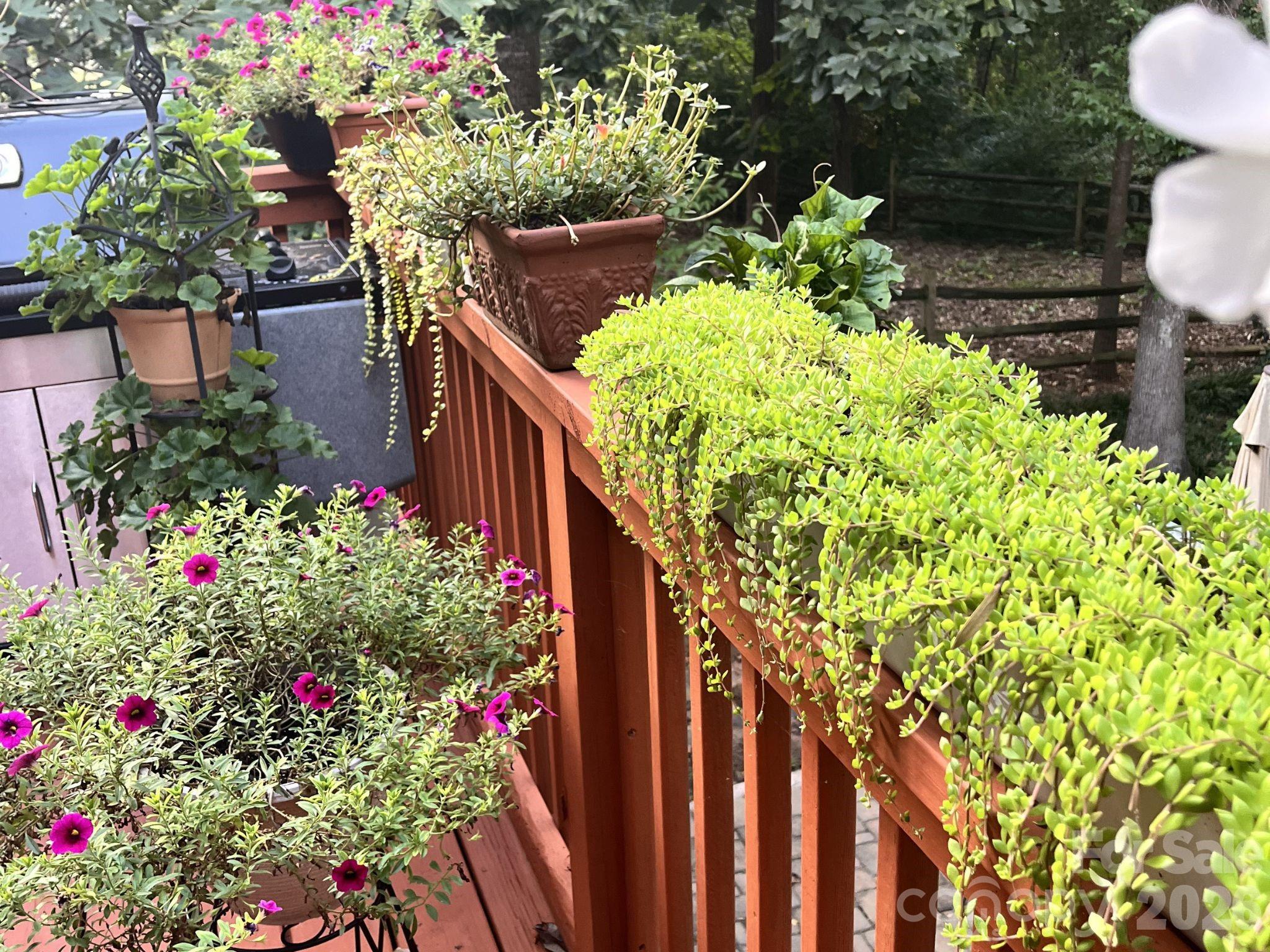 Highland Creek - Residential