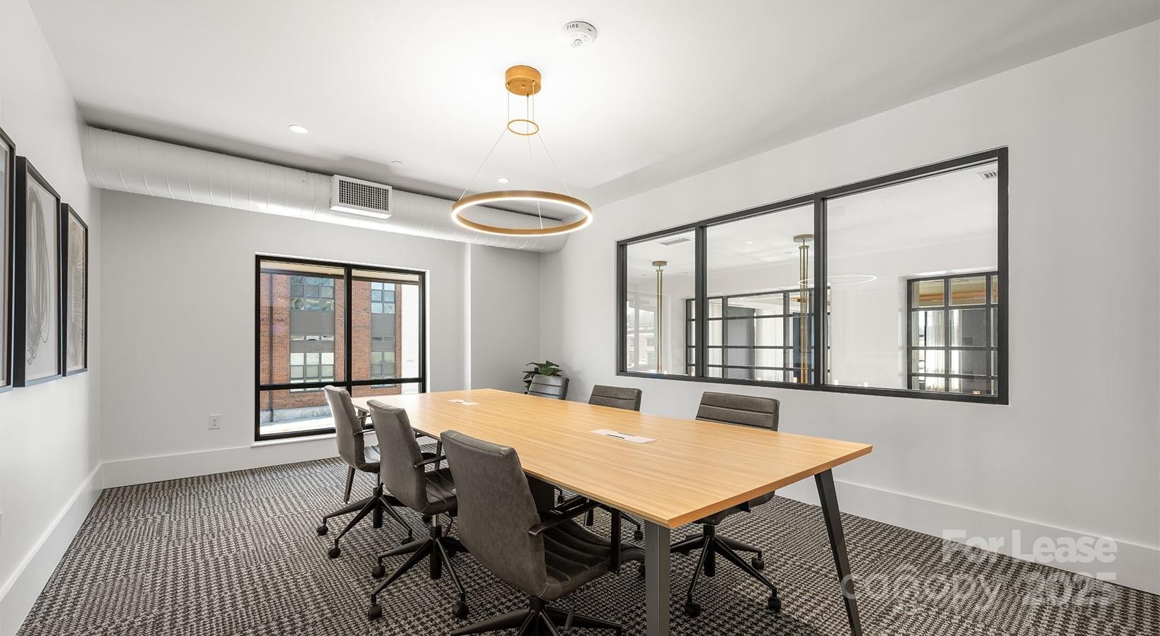 Charlotte, North Carolina 28203, United States, 2 Bedrooms Bedrooms, ,2 BathroomsBathrooms,Residential,Active,229003