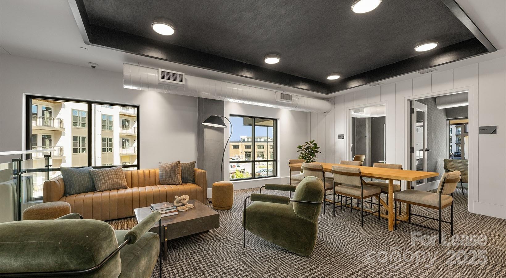 Charlotte, North Carolina 28203, United States, 2 Bedrooms Bedrooms, ,2 BathroomsBathrooms,Residential,Active,229003