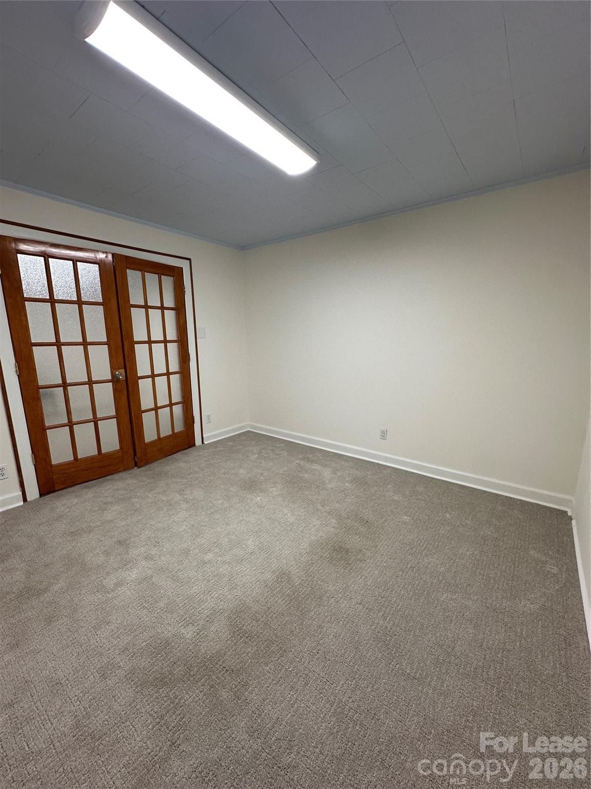 111 E Charlotte Avenue B2