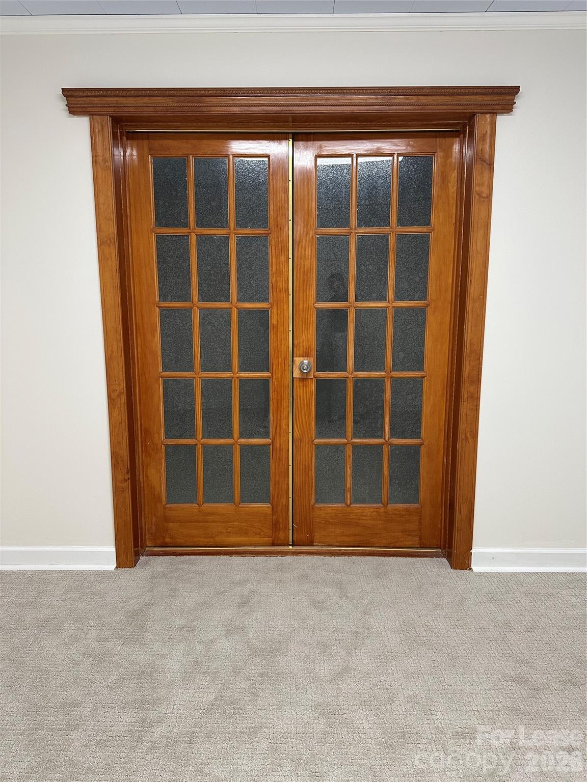 111 E Charlotte Avenue B2