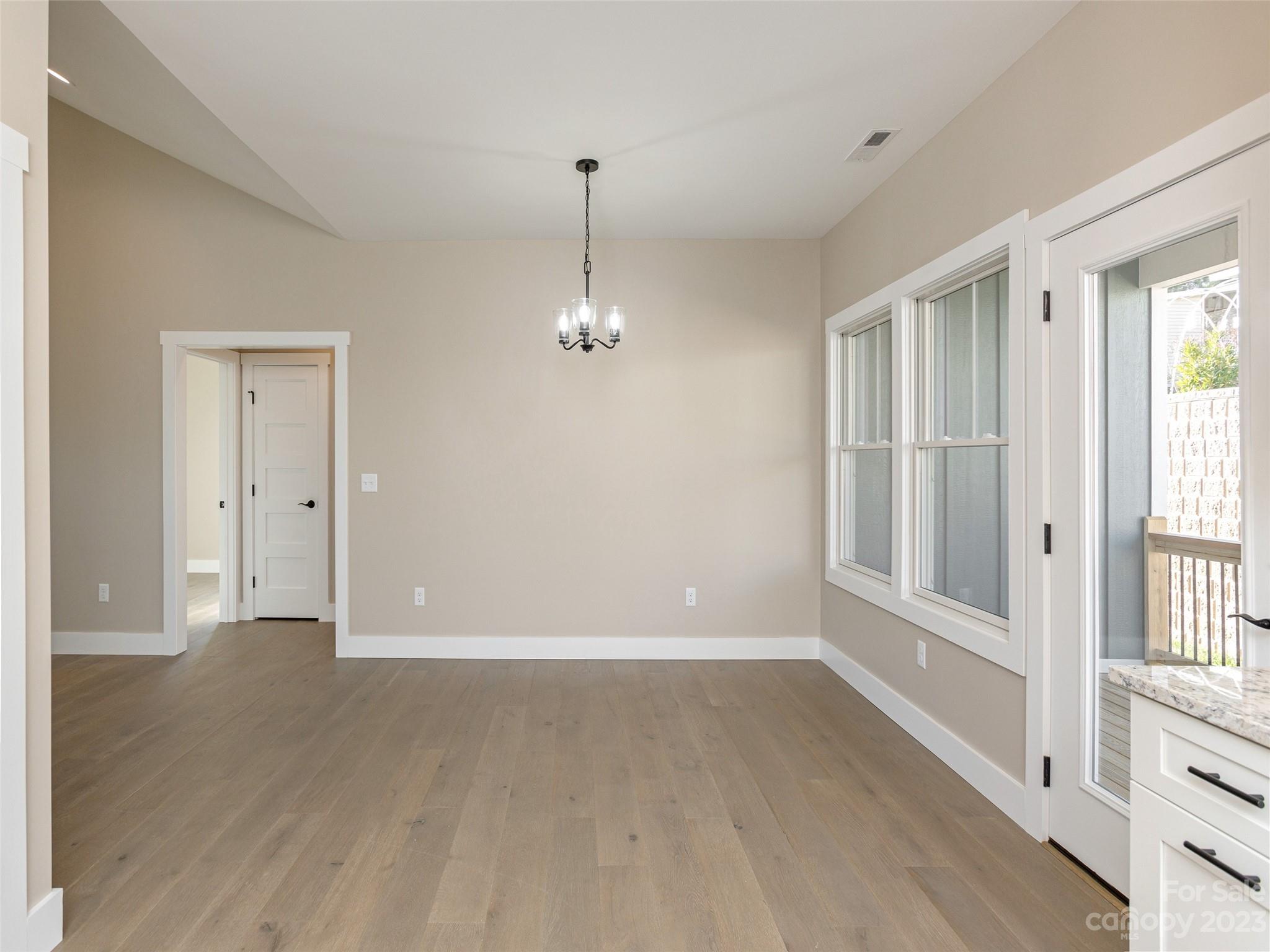 Olde Oak - Residential