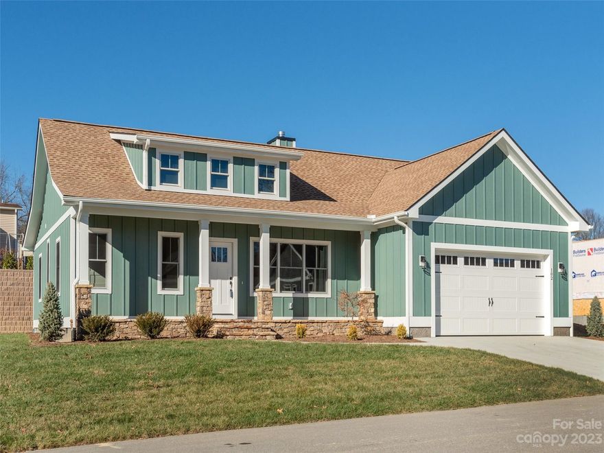 Looking for a better built home? Come see this luxury Arts and Craft cottage. New
construction; located in the new subdivision of Olde Oak. High-end construction and finishes
throughout. The home features smartsiding, a 50 year roof, custom kitchen cabinets in white,
stainless appliances, tiled master bath, real stone vented gas fireplace in the great room,
gas furnace and gas tankless hot water heater with re-circulating instant hot water. Lawn
maintenance is included in the low HOA fee of $105 monthly. Fencing is allowed with approval.
Olde Oak is located just a few miles from historic downtown Hendersonville. Very close to shopping.