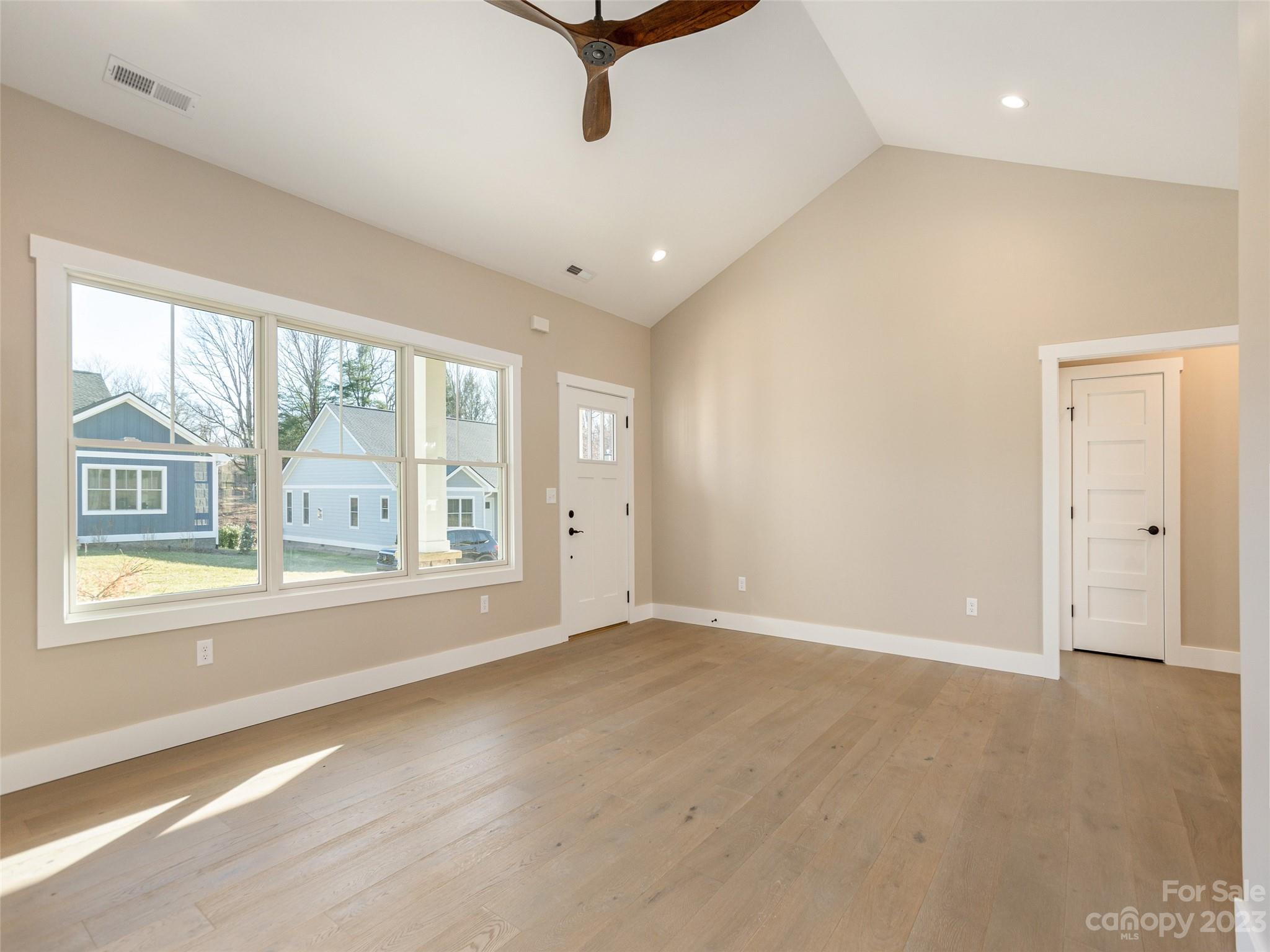 Olde Oak - Residential