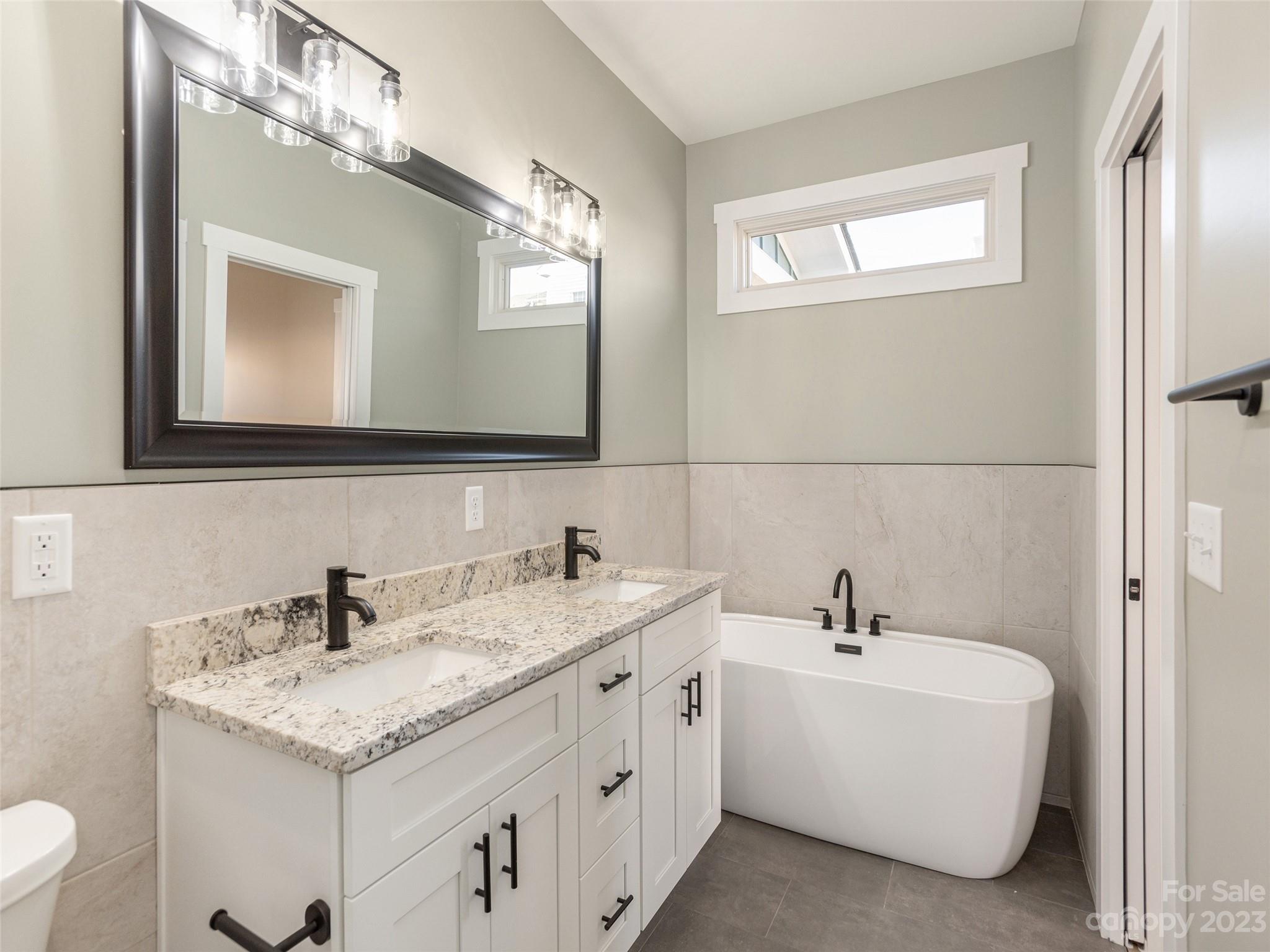 Olde Oak - Residential