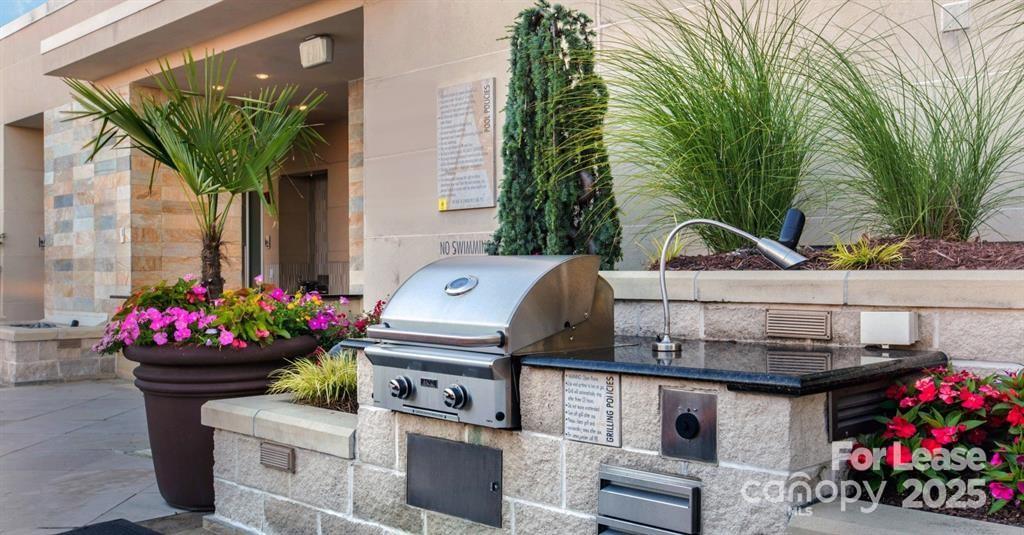 South End - Residential Lease