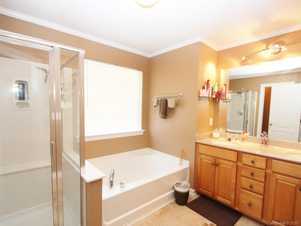 Wesley Oaks - Residential