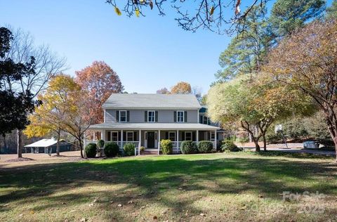 3424 Red Fox Trail Matthews NC 28104