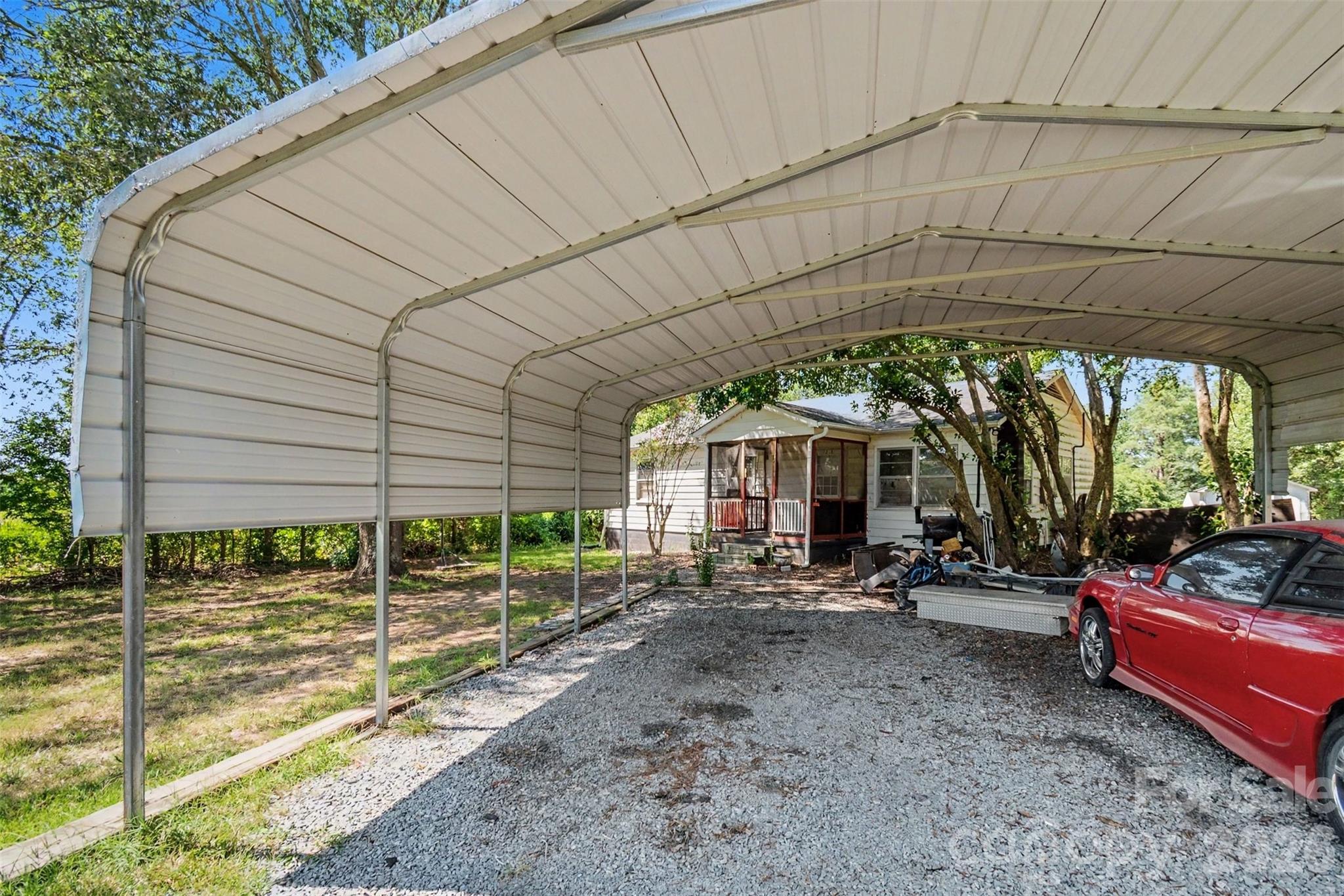 7218 Wolf Pond Road
