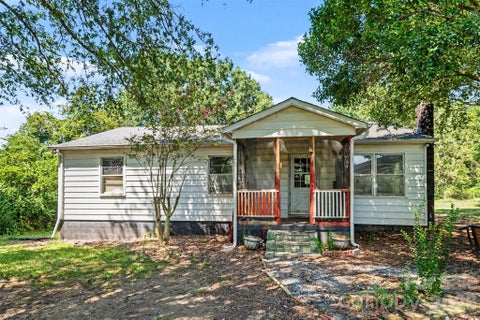 Photo of 7218 Wolf Pond Road, Monroe, NC 28112 (MLS # 4418293)