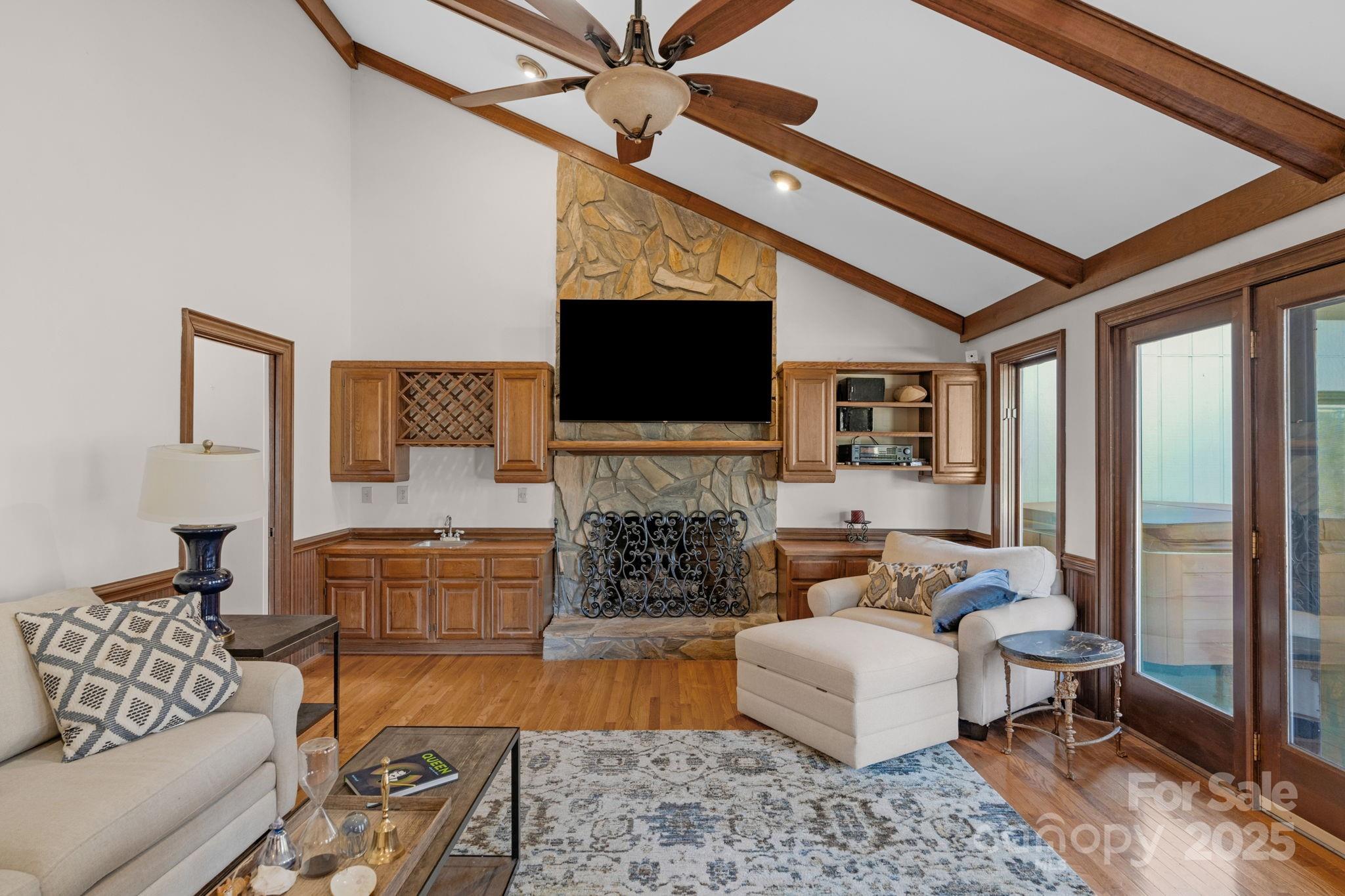 4528 Rounding Run Road