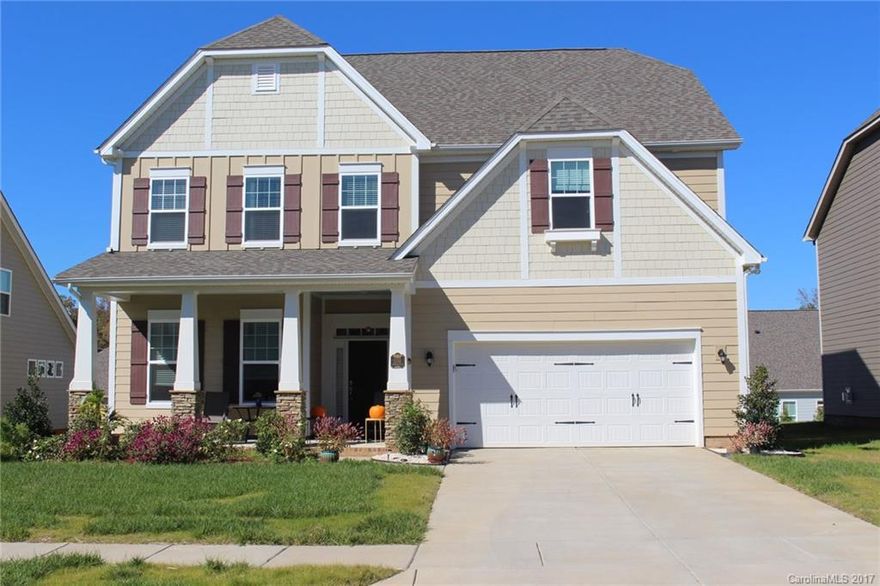 Spacious 5 bedrooms single family house for rent at Indian Trail. Built in Year 2016 with open floor plan. Guest room on main. The kitchen has amazing desing with kitchen island. Master bedroom with large bathroom with huge walk in closet. Amenities include fitness center, community pool, club house, playground, pond, recreation area, equestrian trail and equestrian facilities.