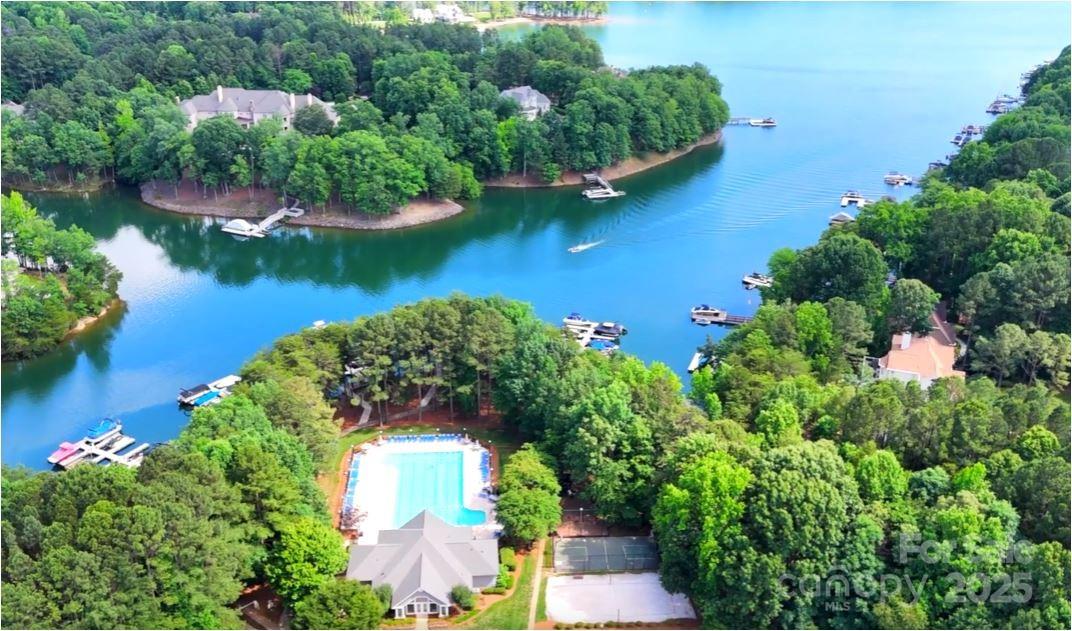 134 Lake Spring Loop