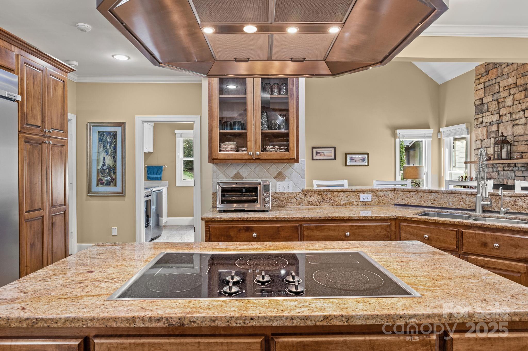 Pinnacle Shores - Residential