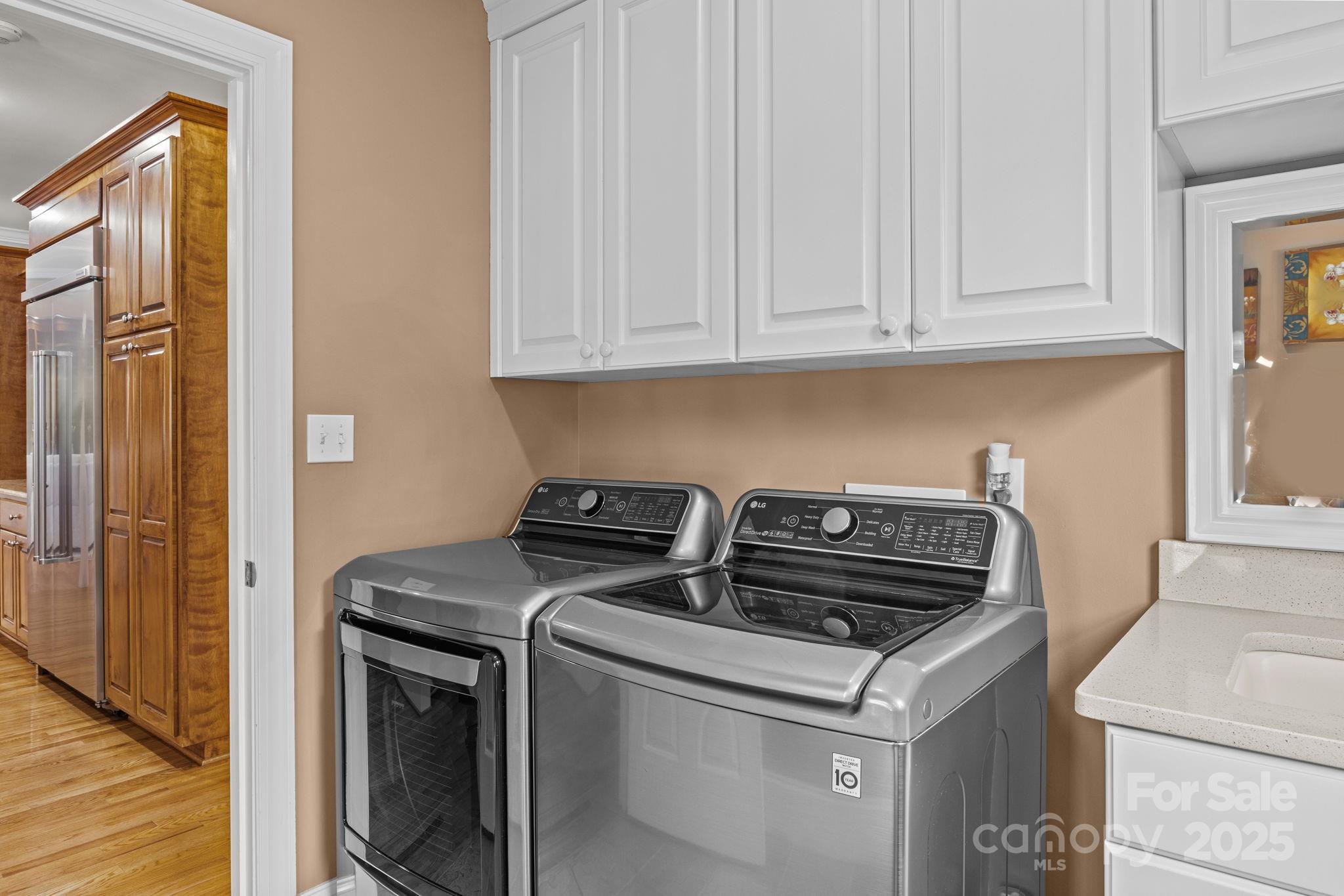 Pinnacle Shores - Residential