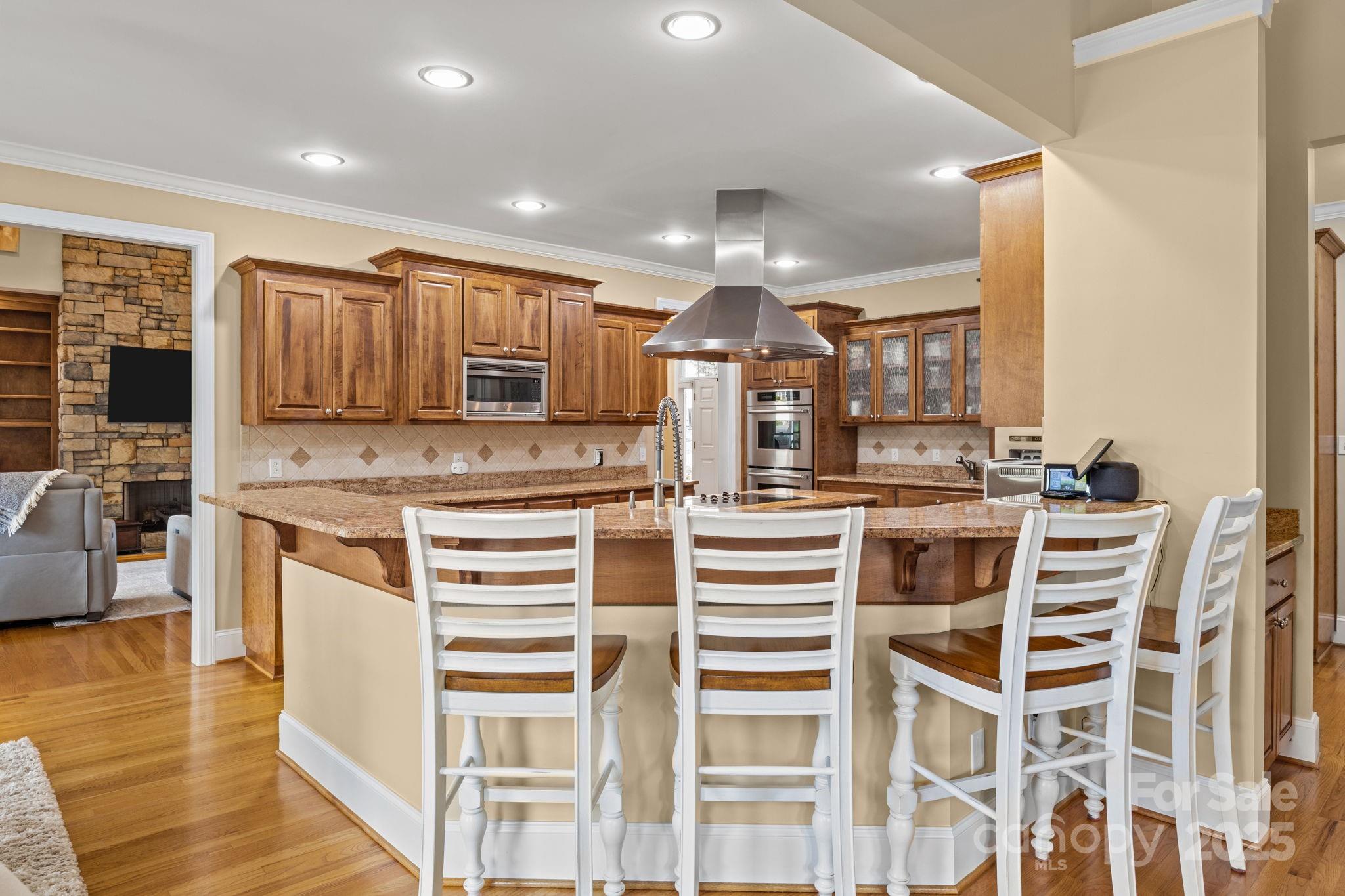 Pinnacle Shores - Residential