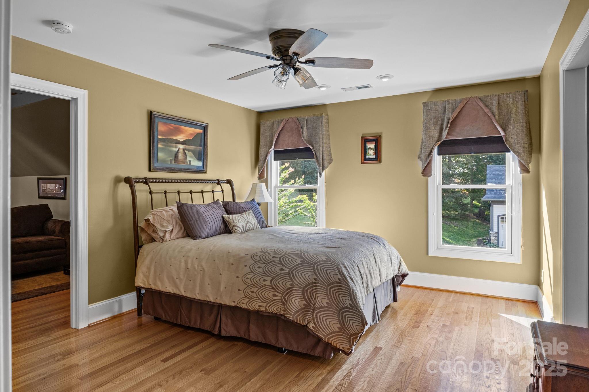 Pinnacle Shores - Residential