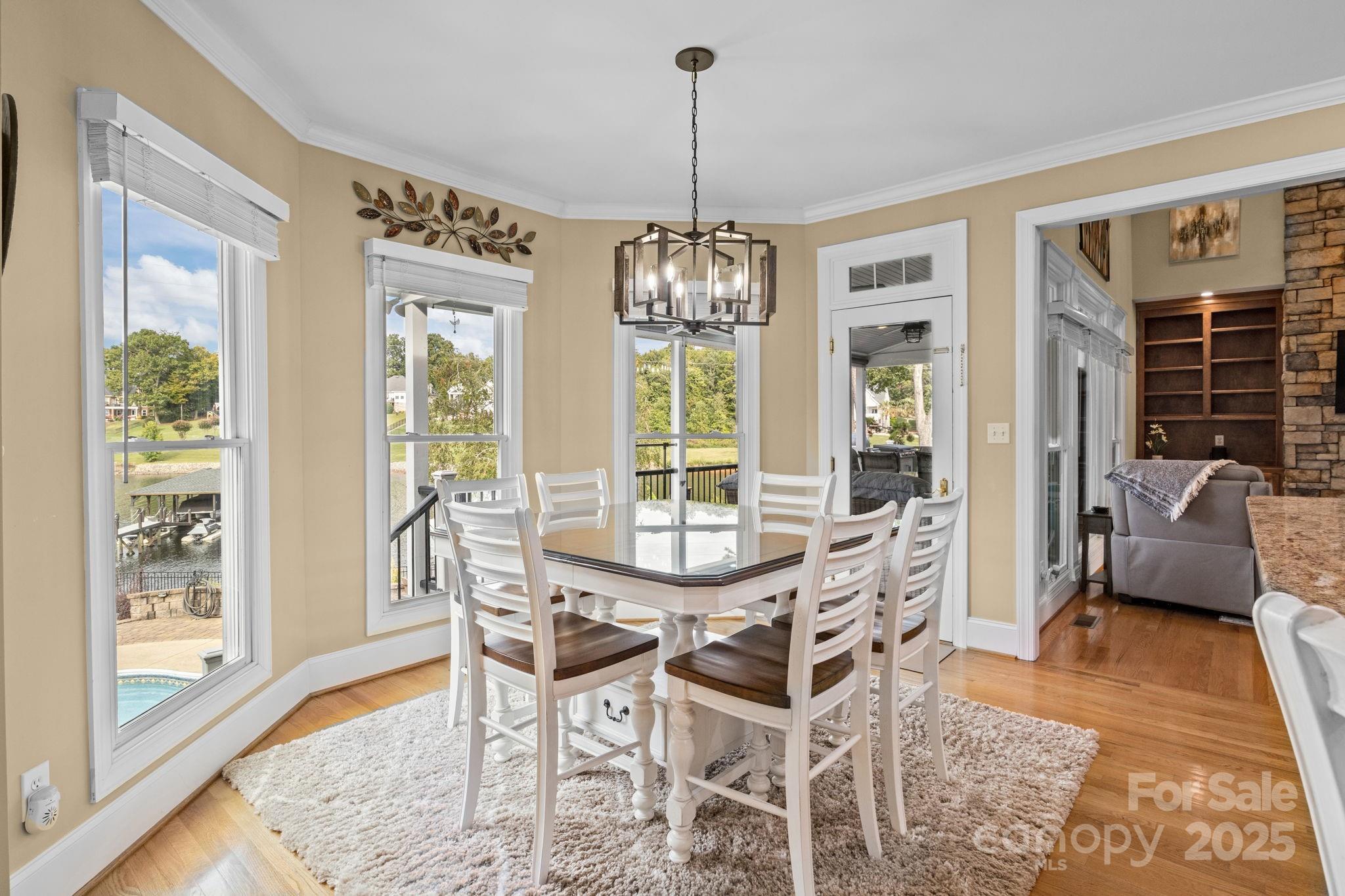 Pinnacle Shores - Residential