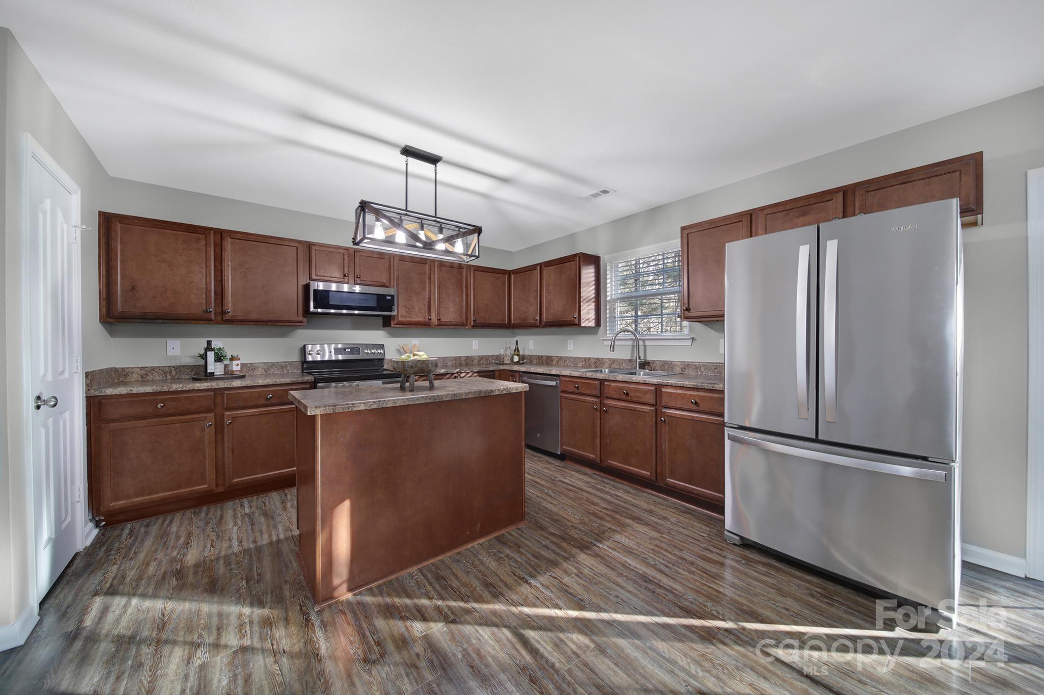 Reid Pointe - Residential