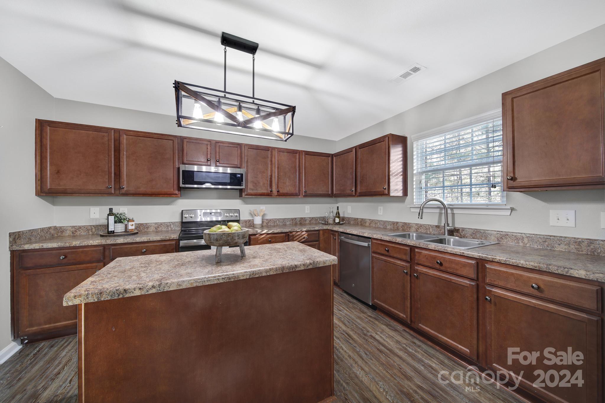 Reid Pointe - Residential