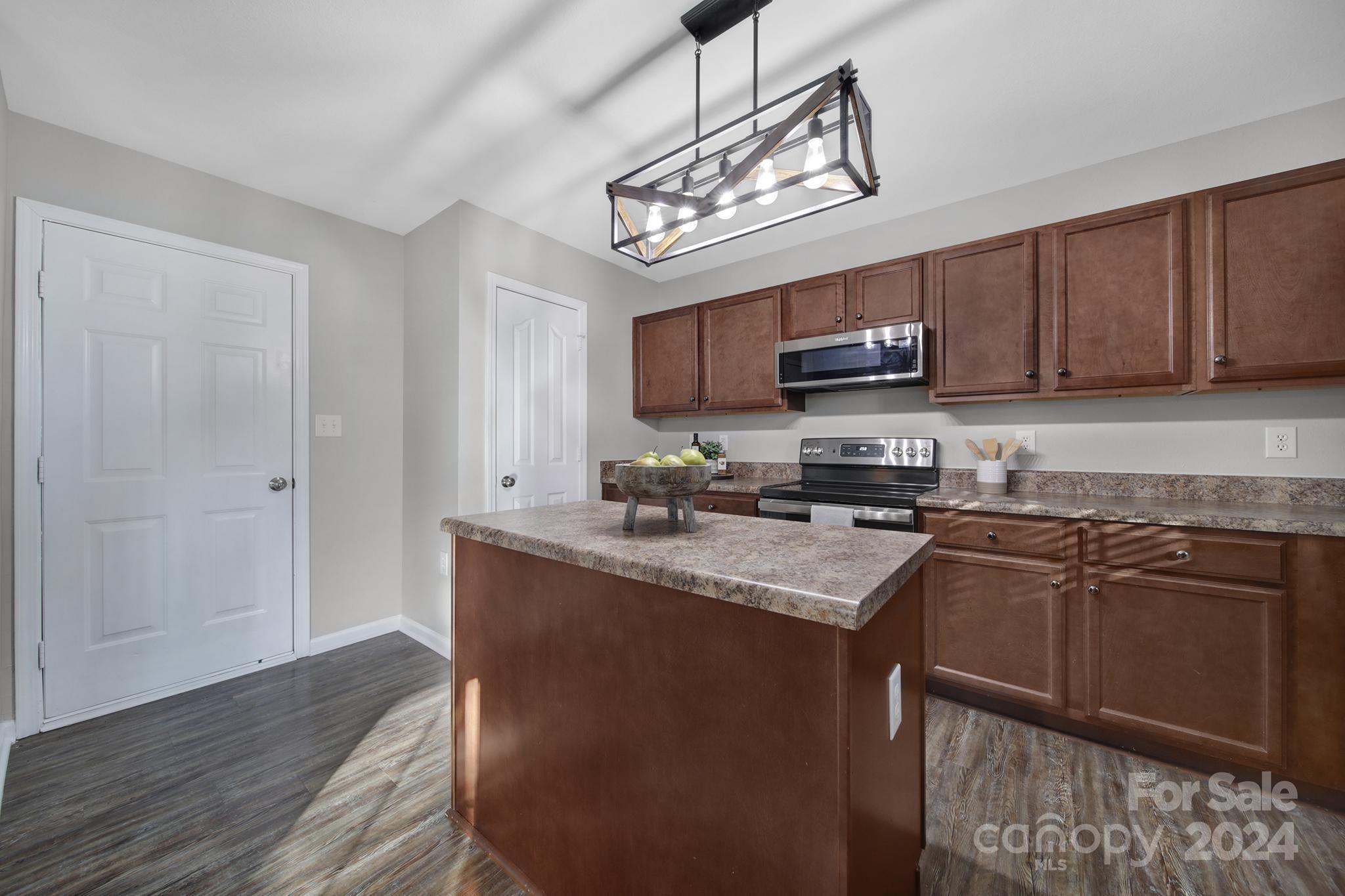 Reid Pointe - Residential