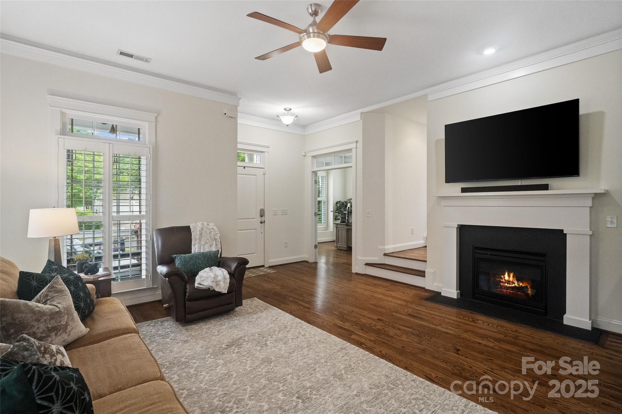 5663 Morris Hunt Drive