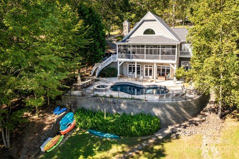 1676 Sherwood Court Sherrills Ford NC 28673