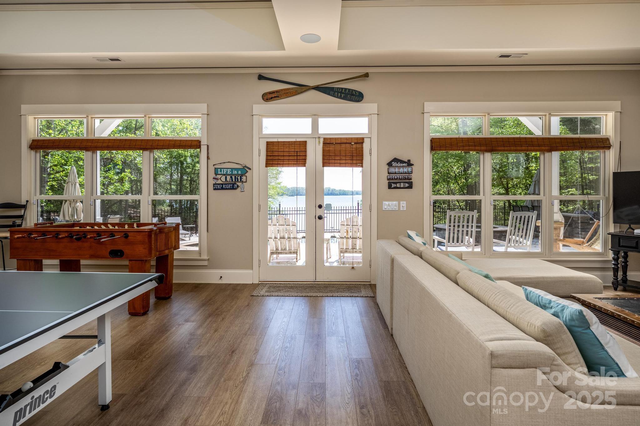 Sherwood Shores - Residential