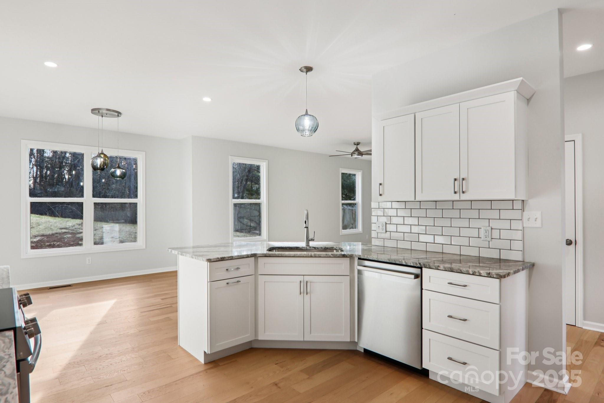 Lincoln Ridge - Residential