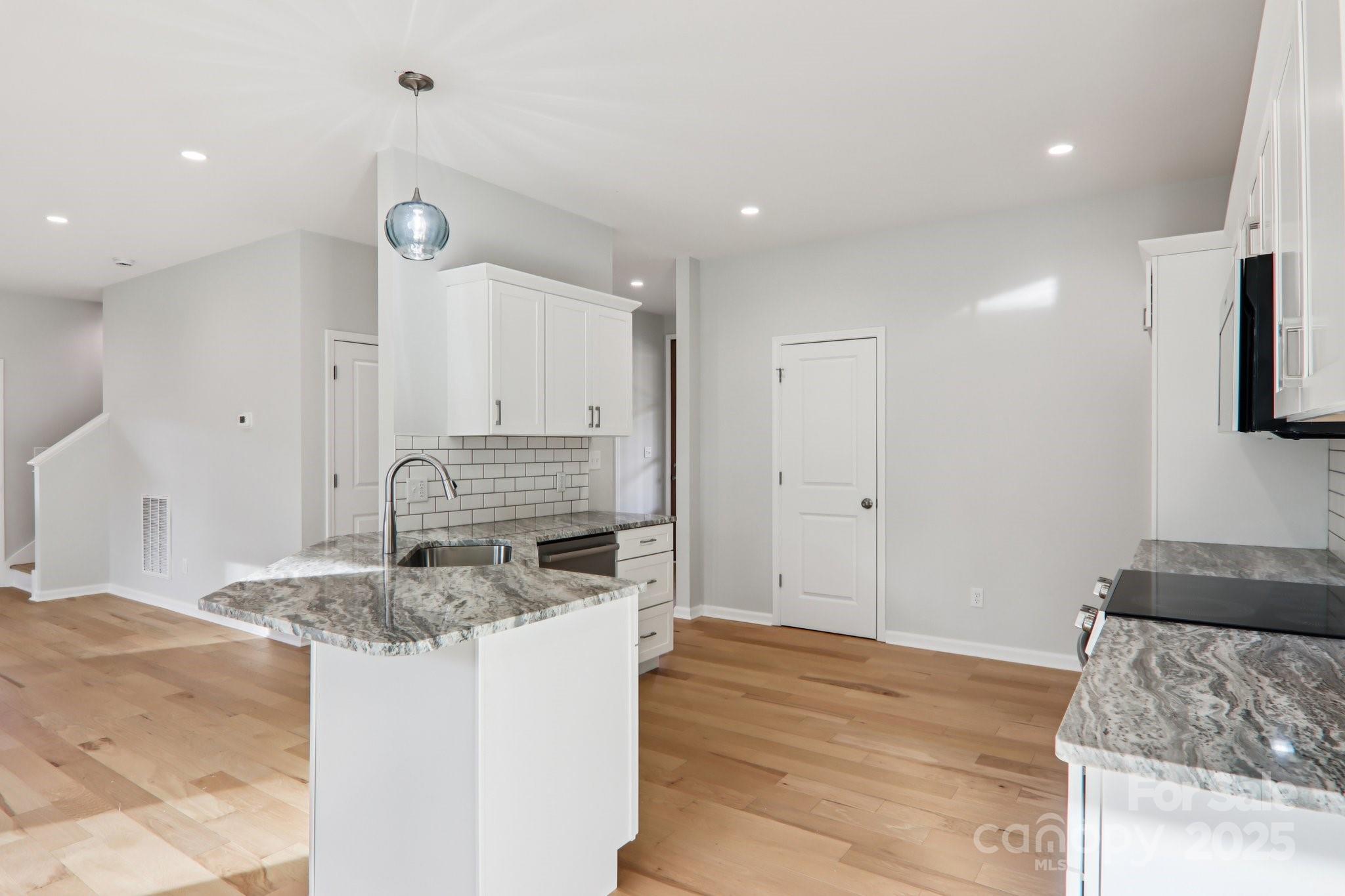 Lincoln Ridge - Residential