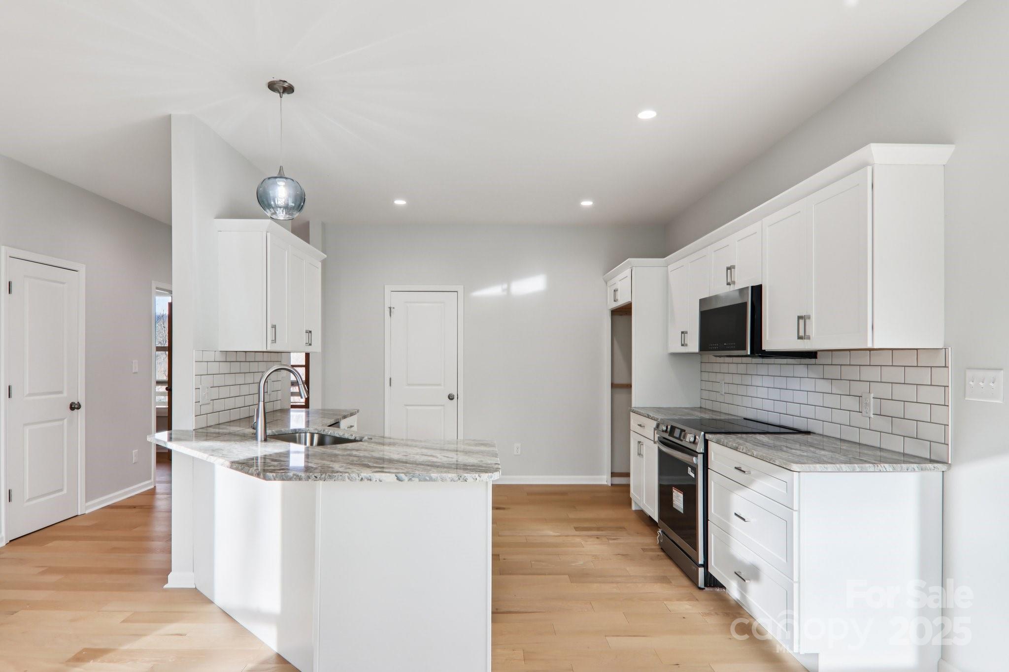 Lincoln Ridge - Residential