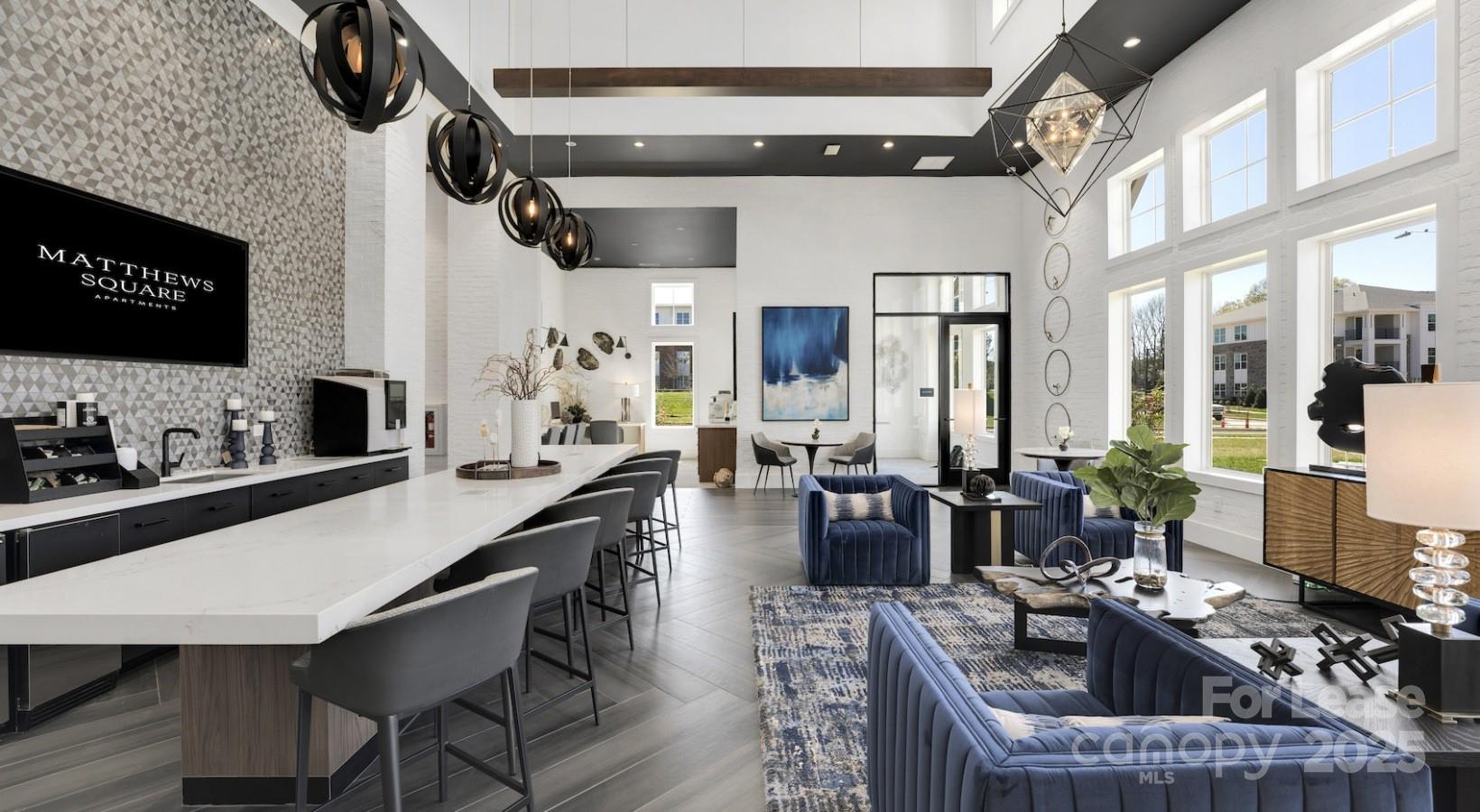 Matthews, North Carolina 28105, United States, 3 Bedrooms Bedrooms, ,2 BathroomsBathrooms,Residential,Active,231305