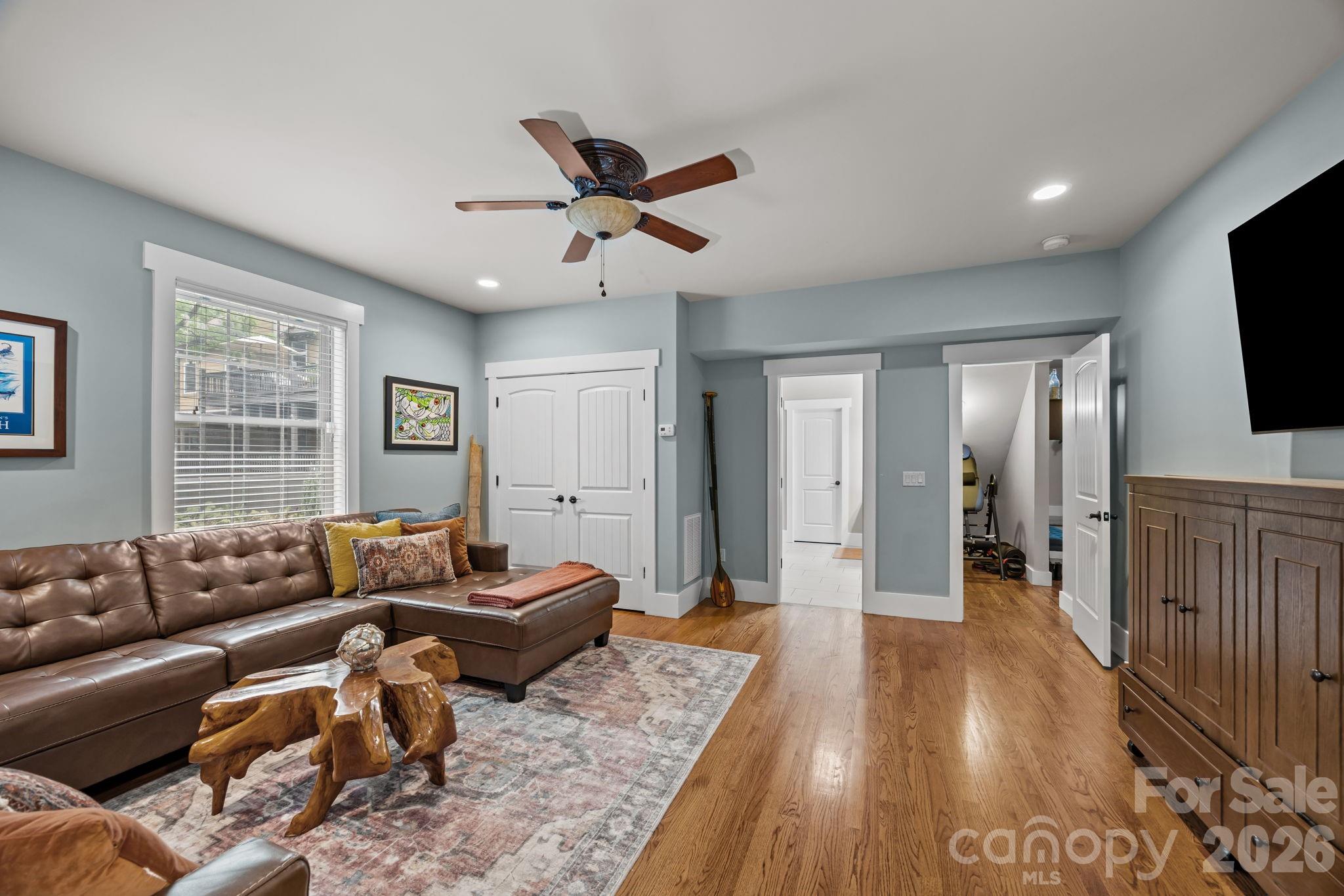 Oak Springs - Residential