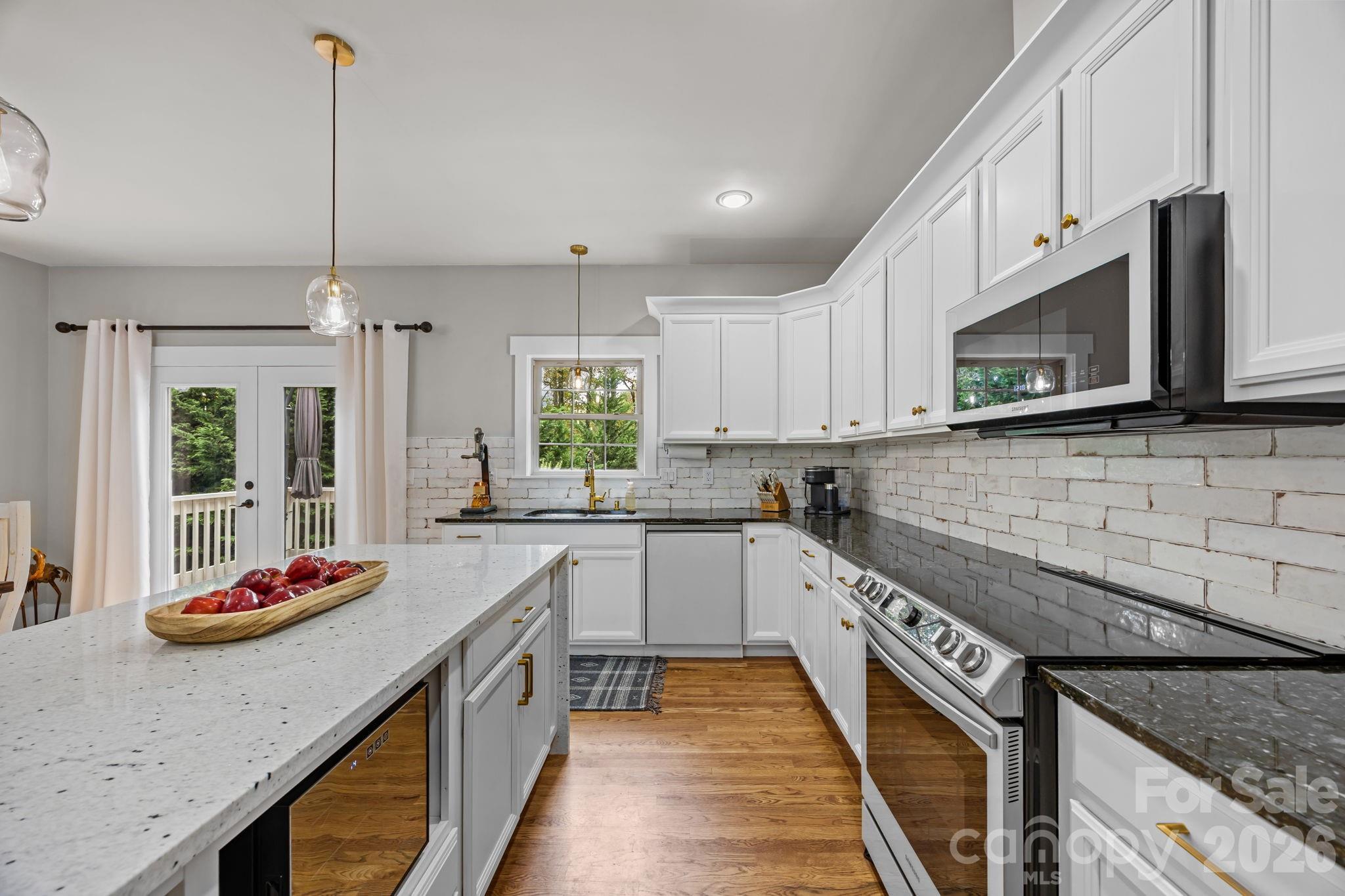 Oak Springs - Residential