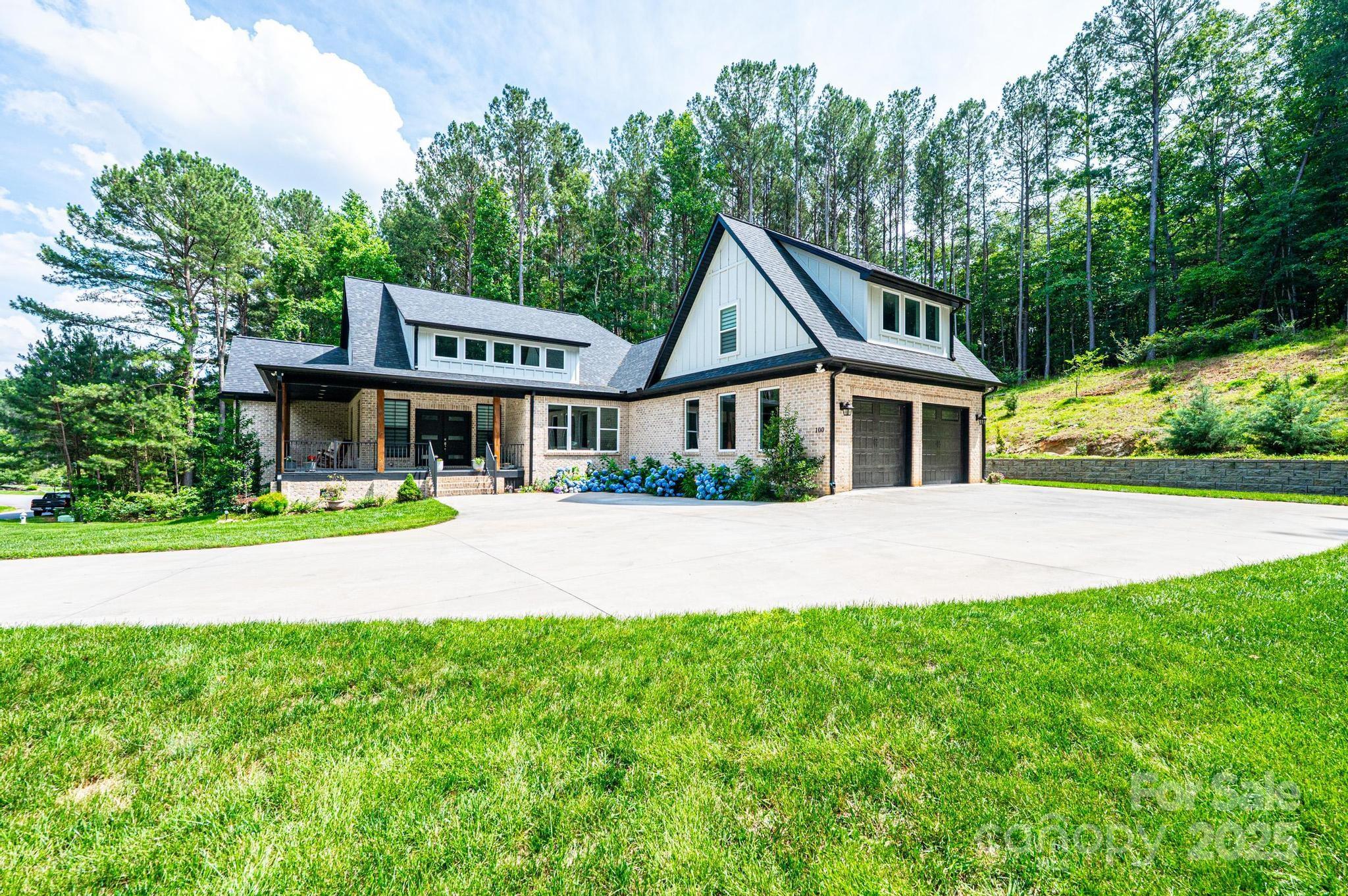 100 White Fawn Circle