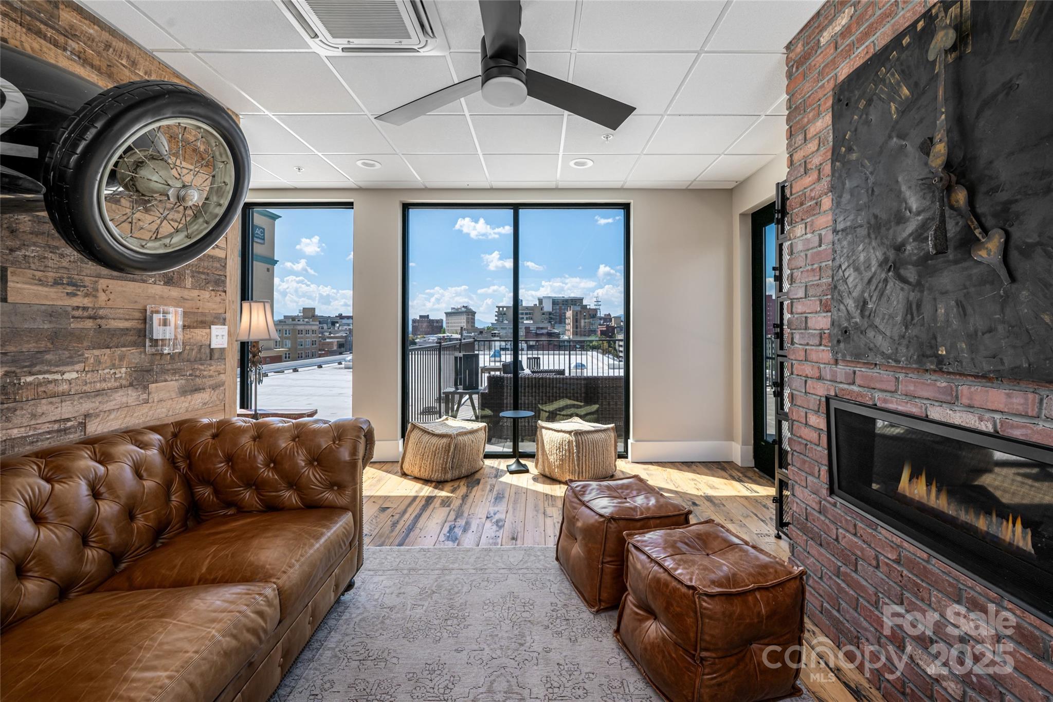 17 North Market Street - Residential