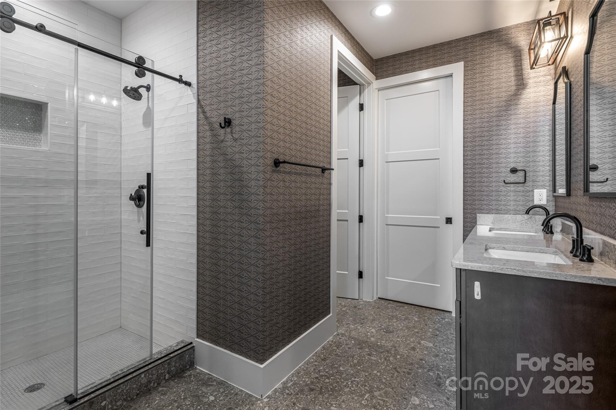 17 North Market Street - Residential